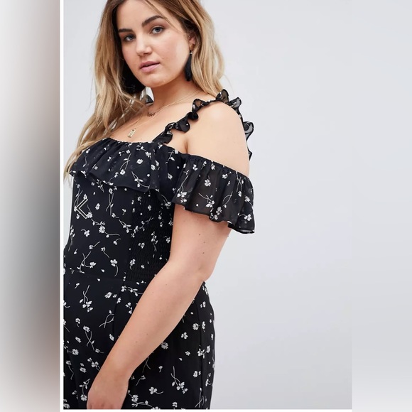COPY - ASOS Glamorous Curve Jumpsuit With Ruffle Layer In Ditsy Floral - Picture 4 of 6